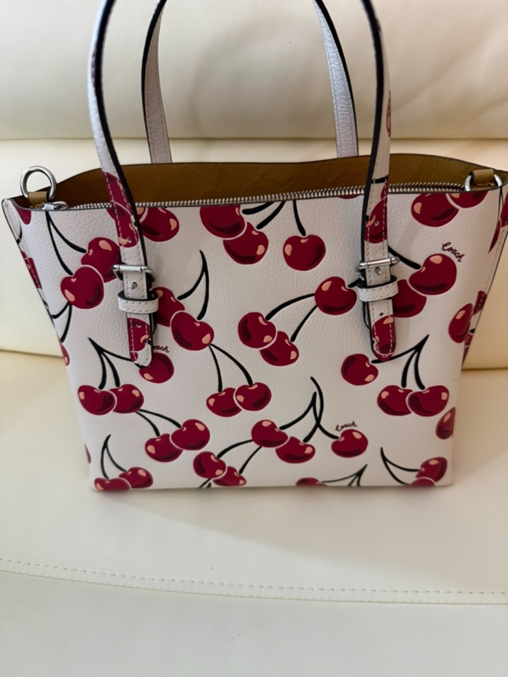 Coach Outlet Cherry Print Mollie 25 Tote Style Bag, New Without Tags - Picture 2 of 8